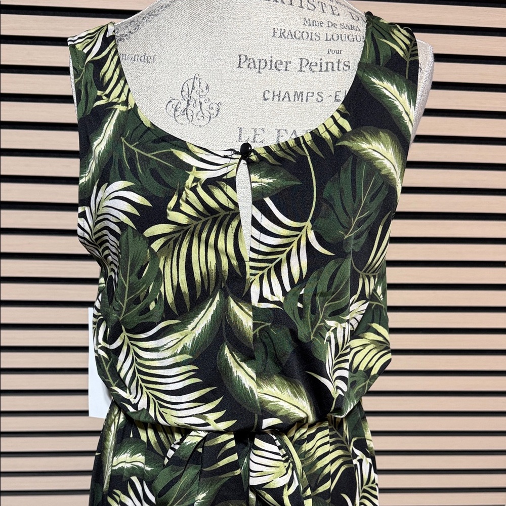 📌 Tropical Print Jumpsuit – EMALINE Petite. - Picture 5 of 16